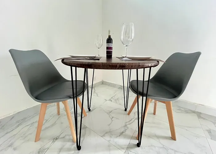 "luxury Gaia Apartment" - Fast Wi-fi Apartment *